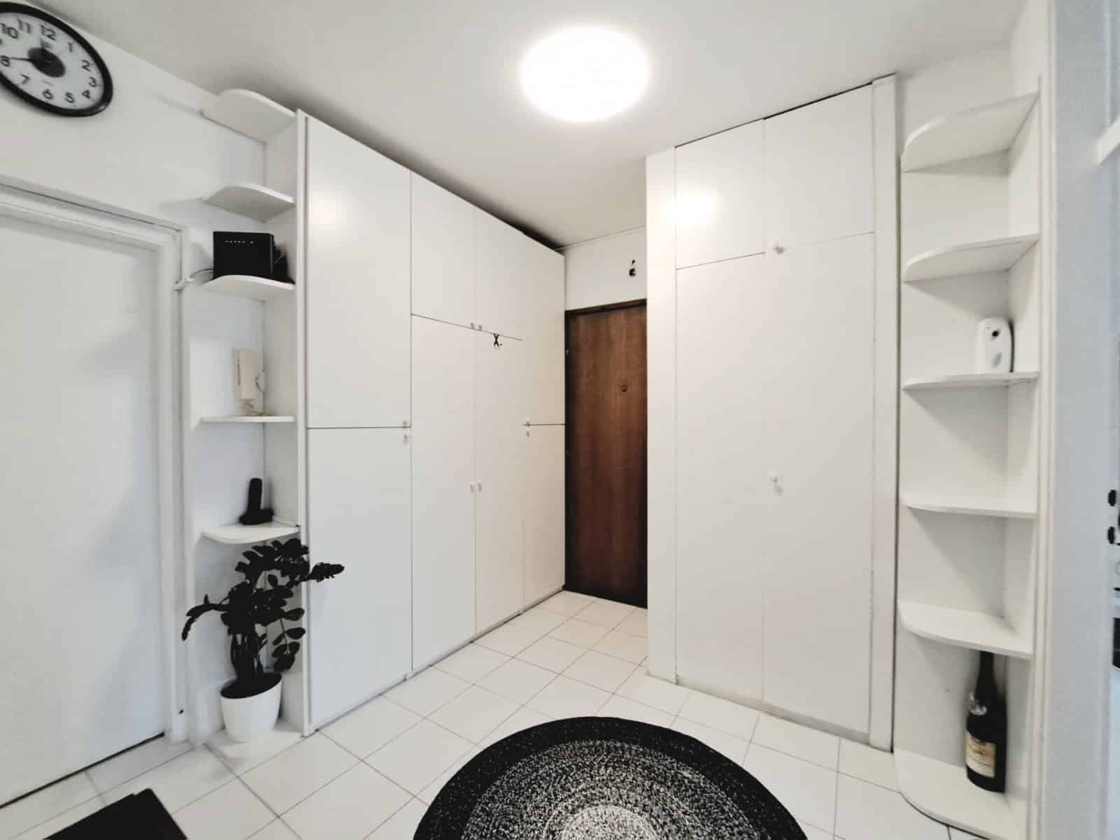 0e099dd0-69b5-4b32-a67b-2d70dec8e0f6 Dvosoban stan: Zagreb, Kruge, 56 m²