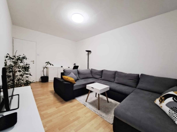 Two-room apartment: Zagreb, Kruge, 56 m²