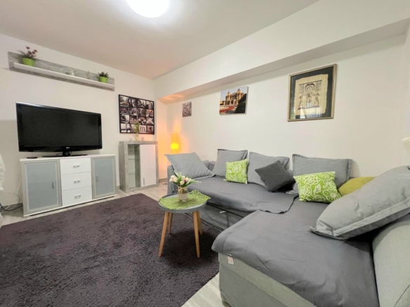 Two-room apartment: Zagreb, Center, 40 m², Short-term rent