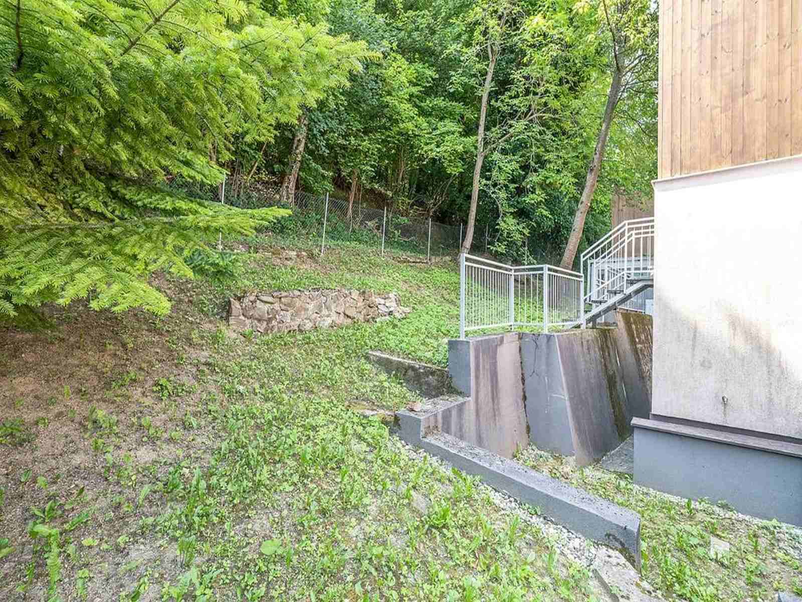Trosobni stan s loggiom Zagreb Gračani NKP 92,34 m2 (11) Trosobni stan s loggiom i vrtom: Zagreb, Gračani, NKP 92.34 m²