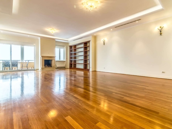 Vila s bazenom: Zagreb, Šestine, NKP 1200 m²