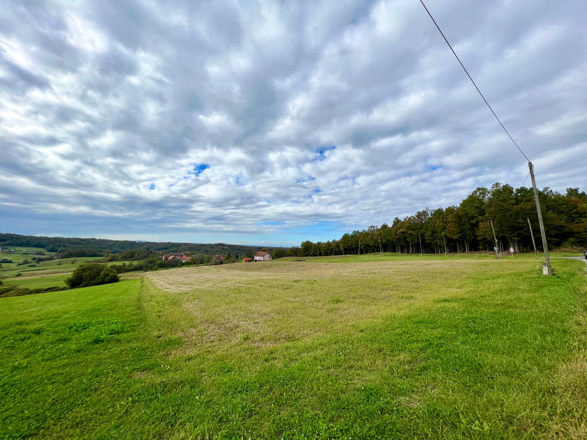 b3b71194-15bc-442b-9620-7b22b8f98ab2 Građevinsko zemljište: Gladovec Kravarski, 4200 m²