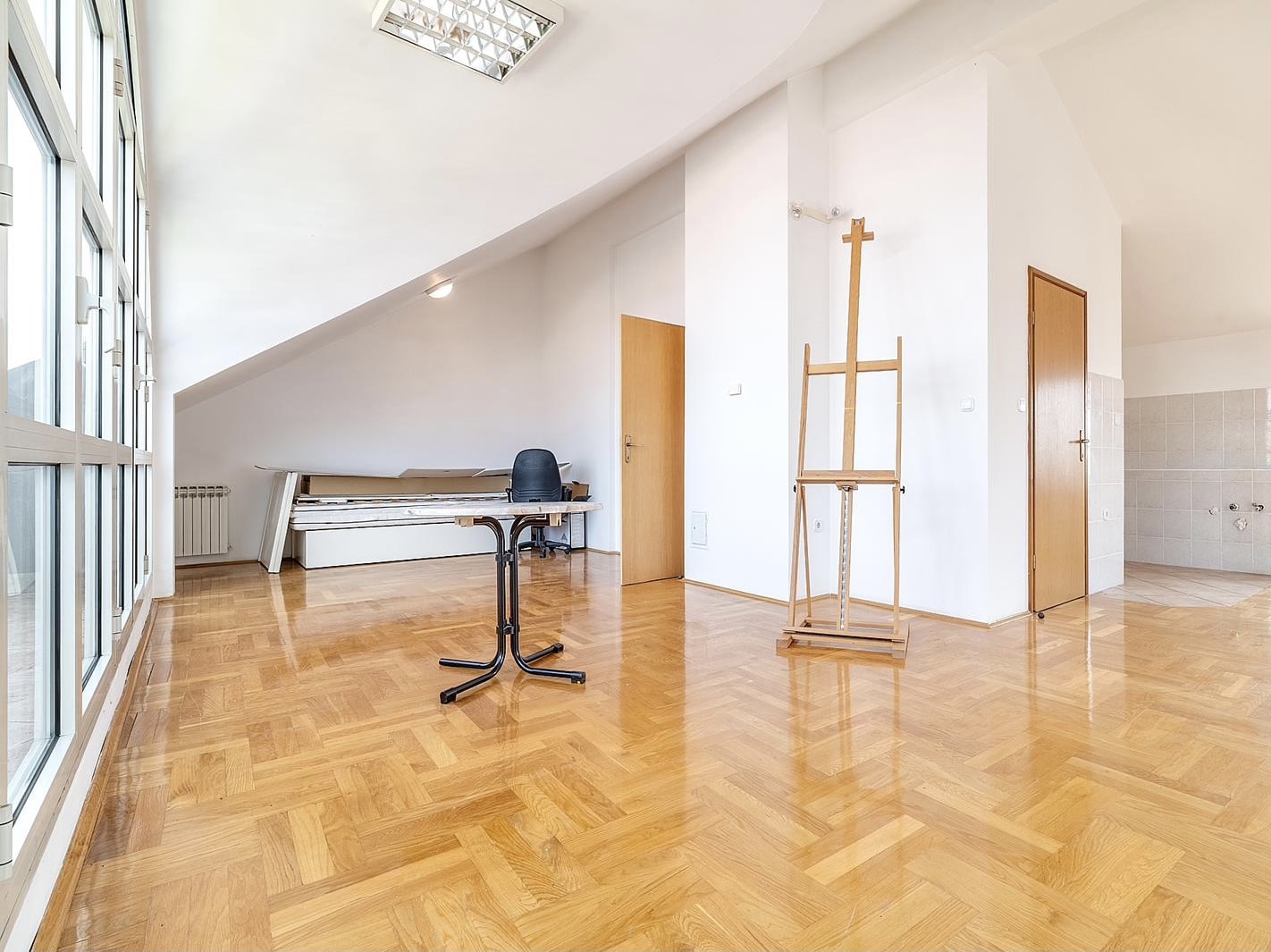 da54e4ac-0945-4306-b477-efb6417d0555 Garsonijera: Zagreb, Malešnica, NKP 65 m²