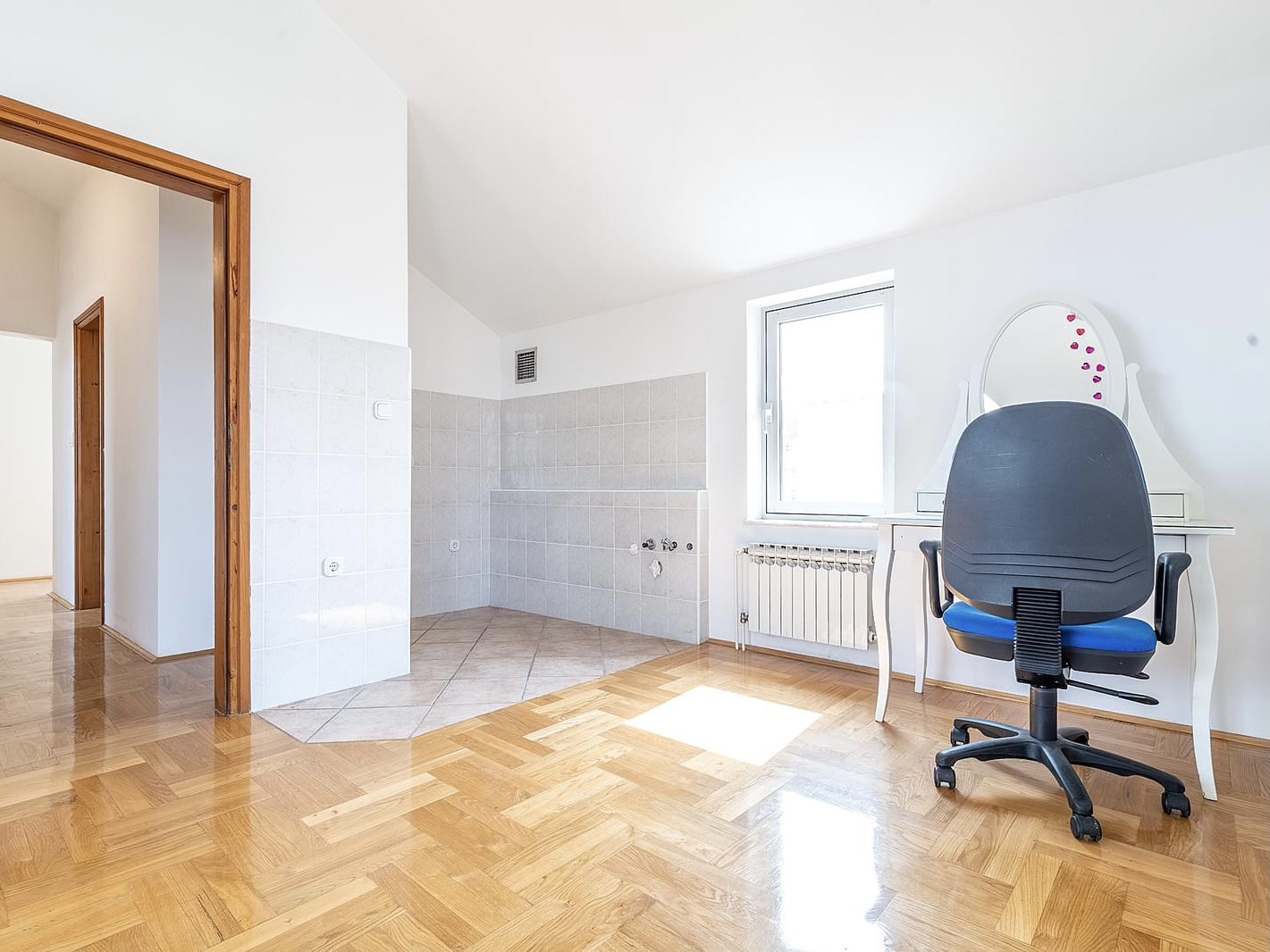 ec798178-42cc-4bdd-8056-6e5f676e1826 Garsonijera: Zagreb, Malešnica, NKP 65 m²