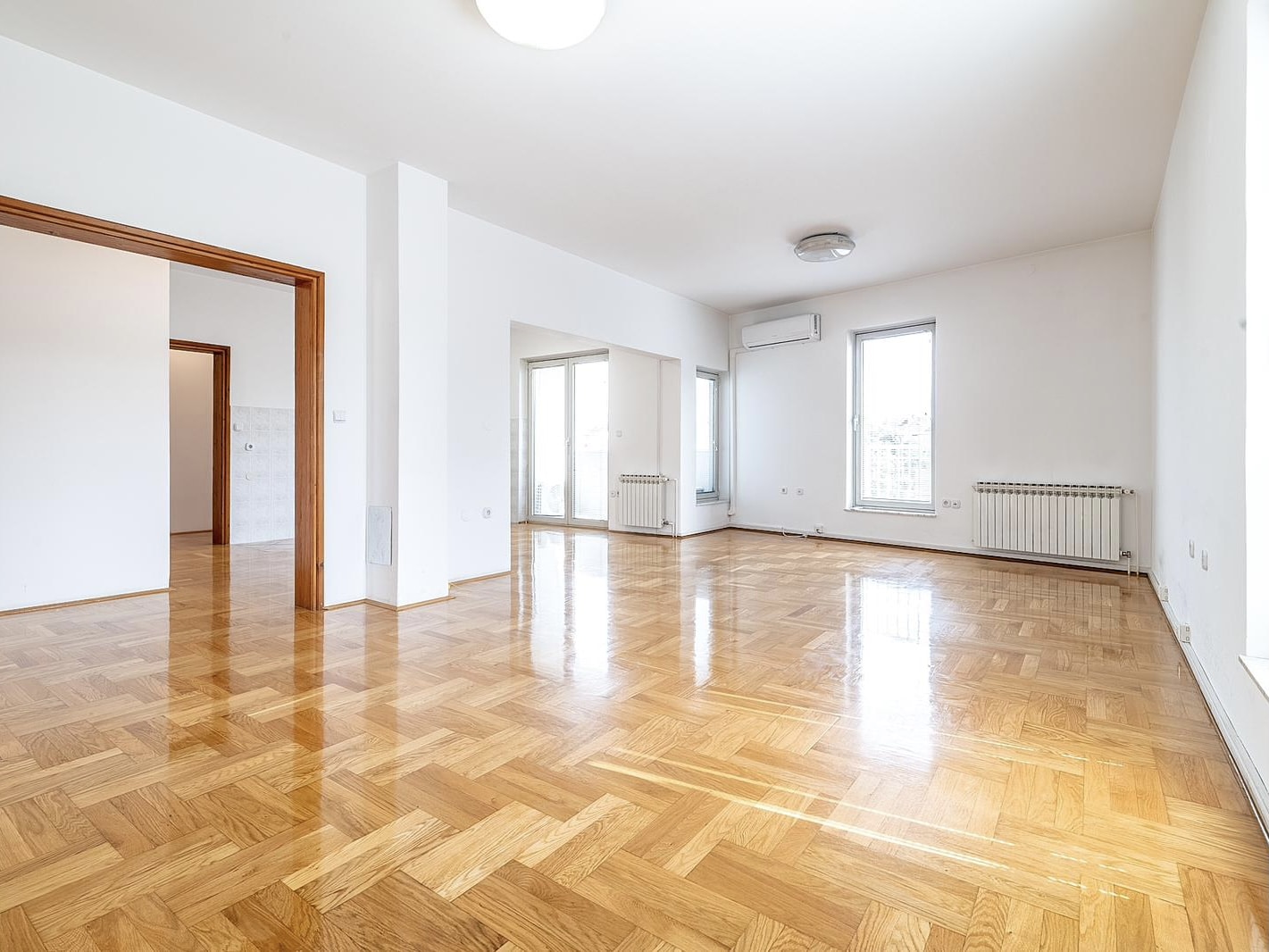 f9e55a7e-f89f-44ea-ab27-9deb295b81d3 Trosobni stan: Zagreb, Malešnica, NKP 120 m²