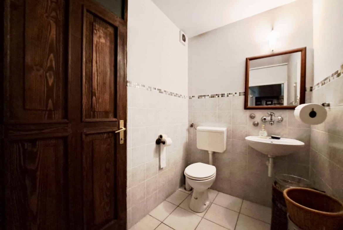Tavern and garage: Zagreb, Lašćina, NKP 85.08 m²