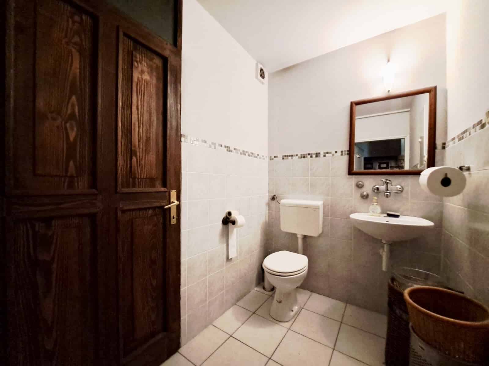 1aee74a4-617a-4045-8127-0b1ef9281f28 Konoba i garaža: Zagreb, Lašćina, NKP 85.08 m²