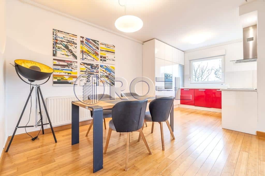 Trosobni stan s BAZENOM! Zagreb, Vrhovec, 110 m²+ 2VPM