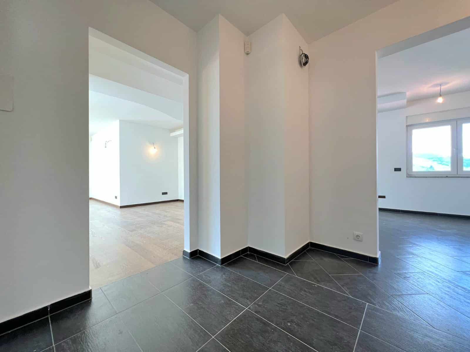 WhatsApp Image 2024-04-24 at 15.36.47 (3) Trosobni stan: Zagreb, Gračani, NKP 159 m² + 2 VPM