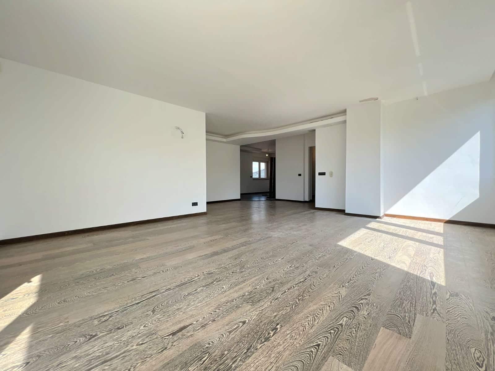 WhatsApp Image 2024-04-24 at 15.36.47 (5) Trosobni stan: Zagreb, Gračani, NKP 159 m² + 2 VPM