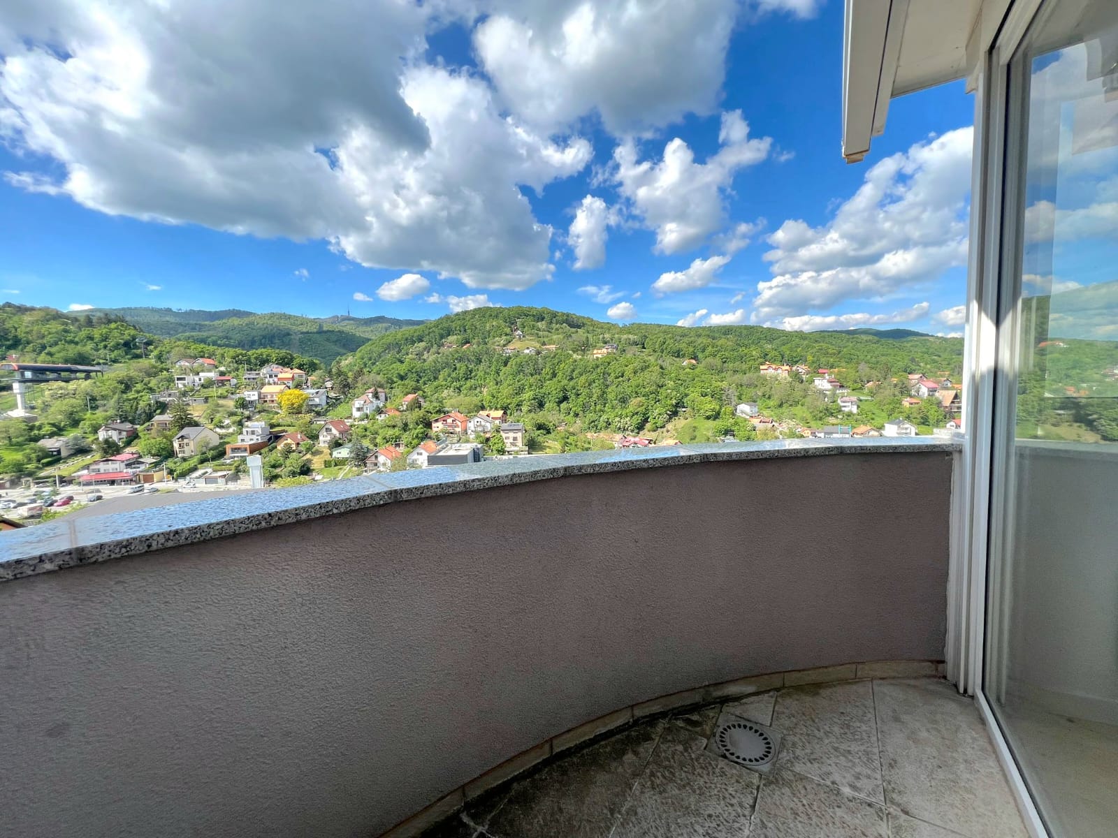 WhatsApp Image 2024-04-24 at 15.36.47 (7) Trosobni stan: Zagreb, Gračani, NKP 159 m² + 2 VPM