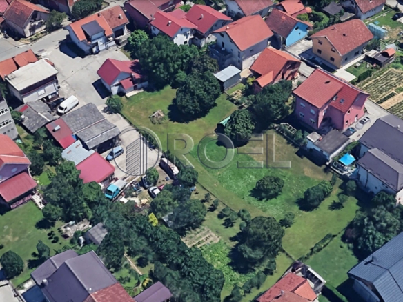Novi Zagreb, Sveta Klara, zemljište s kućom, 2333 m2, prodaja
