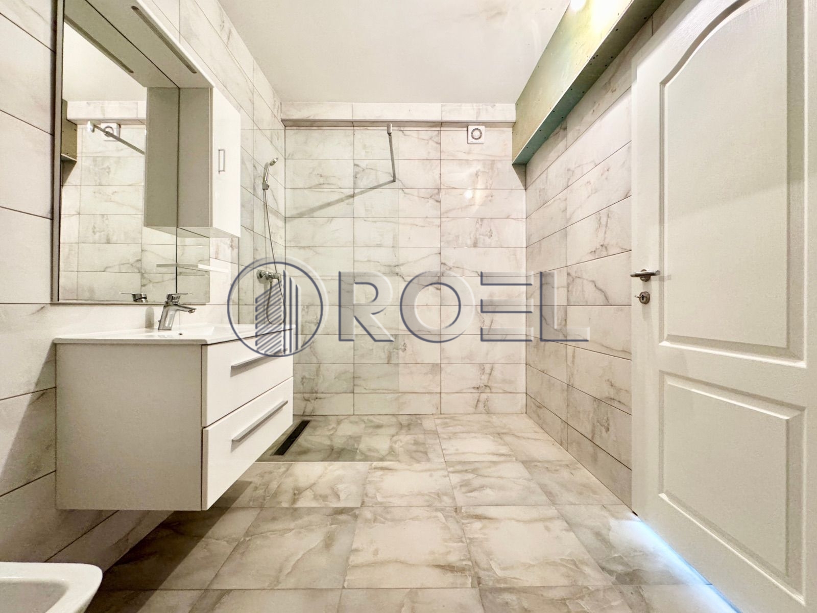 1025_7_1760537698 Zagreb, Gračani, trosobni stan, NKP 109 m2