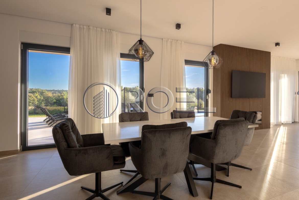 Istra, Jakovići, Luksuzna vila s bazenom, 15 km od Poreča 98.11 m²