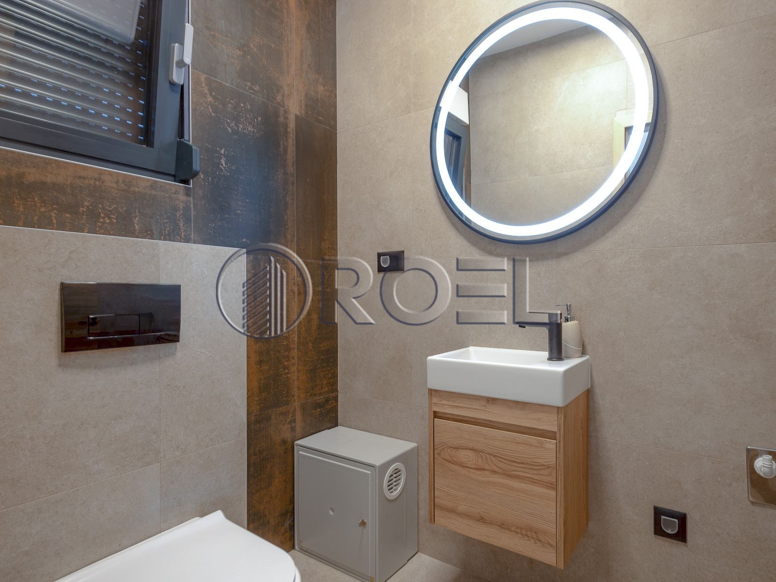 1031_19_1760367274 Istra, Jakovići, Luksuzna vila s bazenom, 15 km od Poreča 98.11 m²