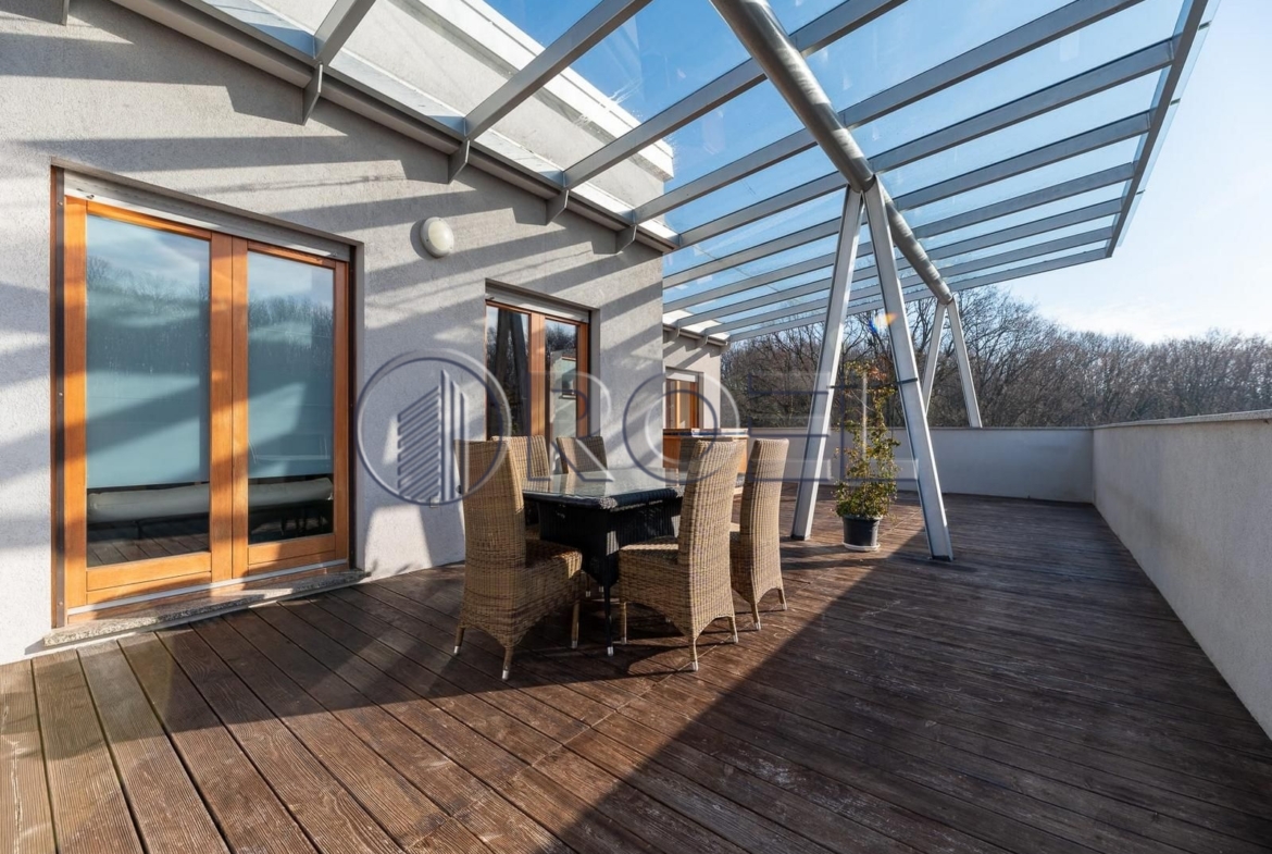 Zagreb, Donji Bukovac, četverosobni penthouse za najam, NKP 145 m2
