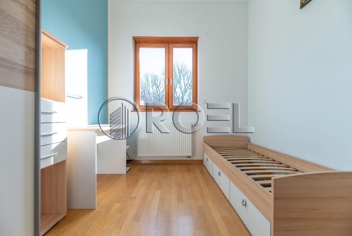 Zagreb, Donji Bukovac, četverosobni penthouse za najam, NKP 145 m2