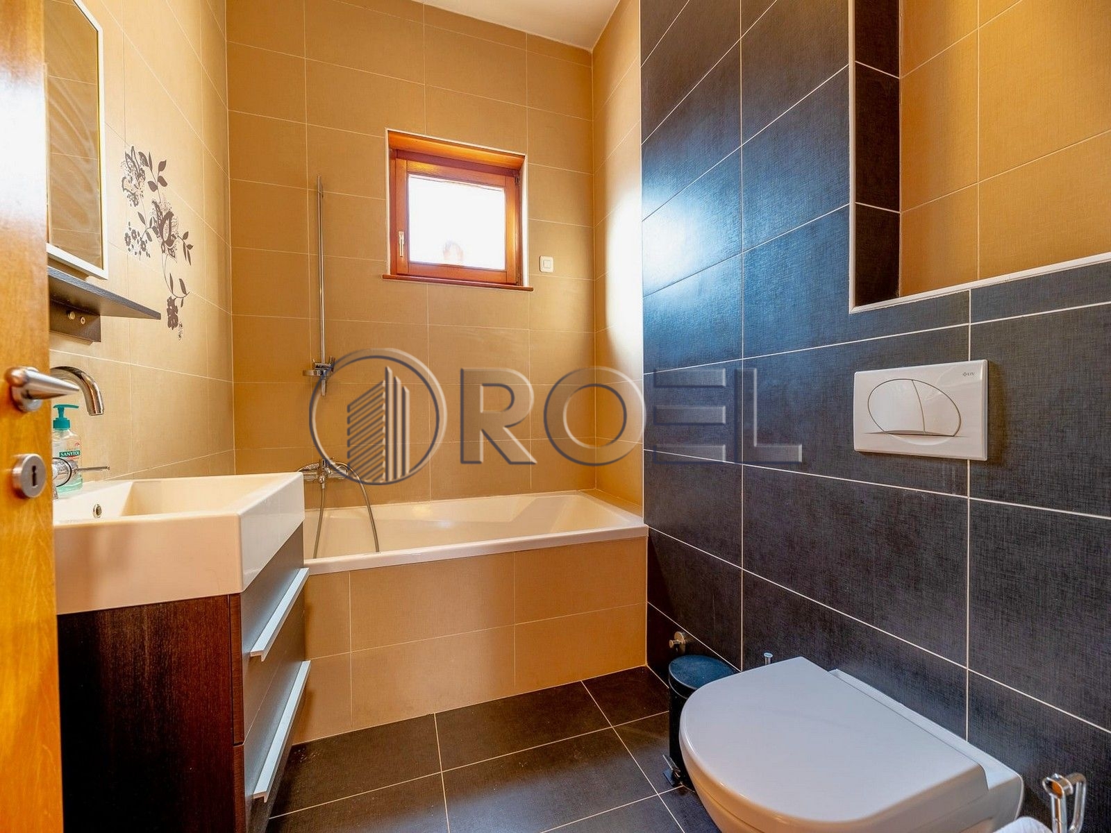 1066_1_1761046981 Zagreb, Donji Bukovac, četverosobni penthouse za najam, NKP 145 m2