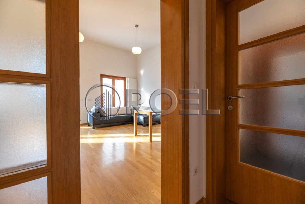 Zagreb, Donji Bukovac, četverosobni penthouse za najam, NKP 145 m2