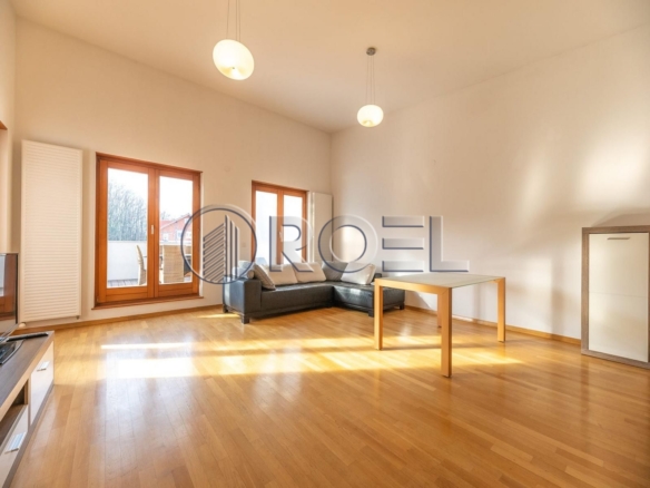 Zagreb, Donji Bukovac, four-room penthouse for rent, net usable area 145 m2