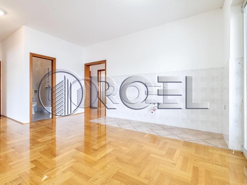 Trosobni stan: Zagreb, Malešnica, NKP 120 m²