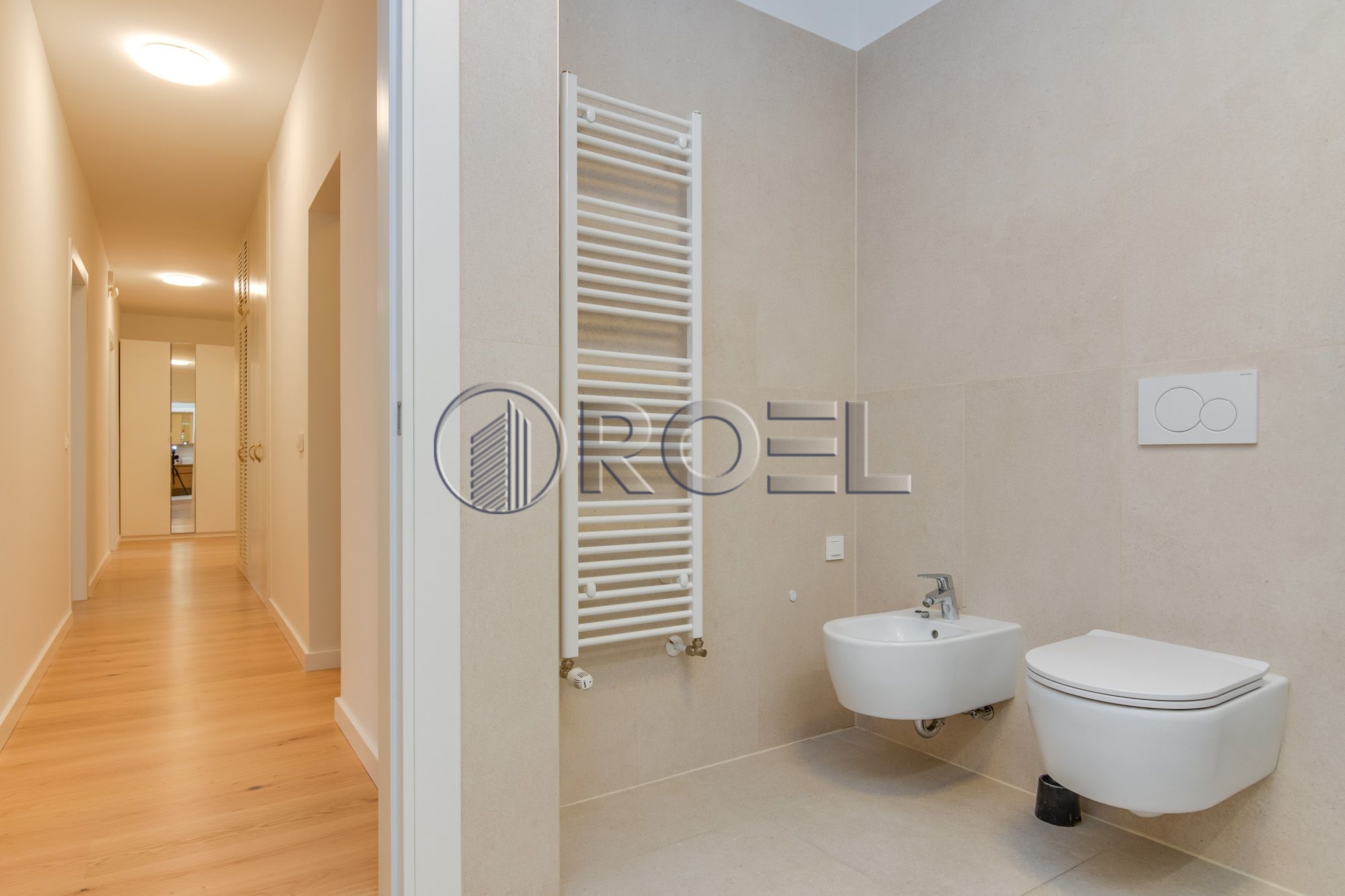 1077_2_1764932695 Četverosobni stan s garažom, Najam, Zagreb, Tuškanac, NKP 210 m2