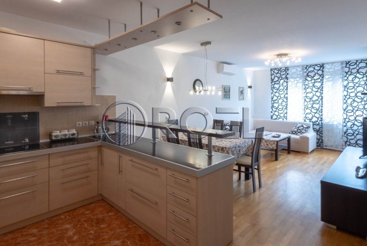 Zagreb, Ilica odličan dvosoban stan 57 m2, garaža