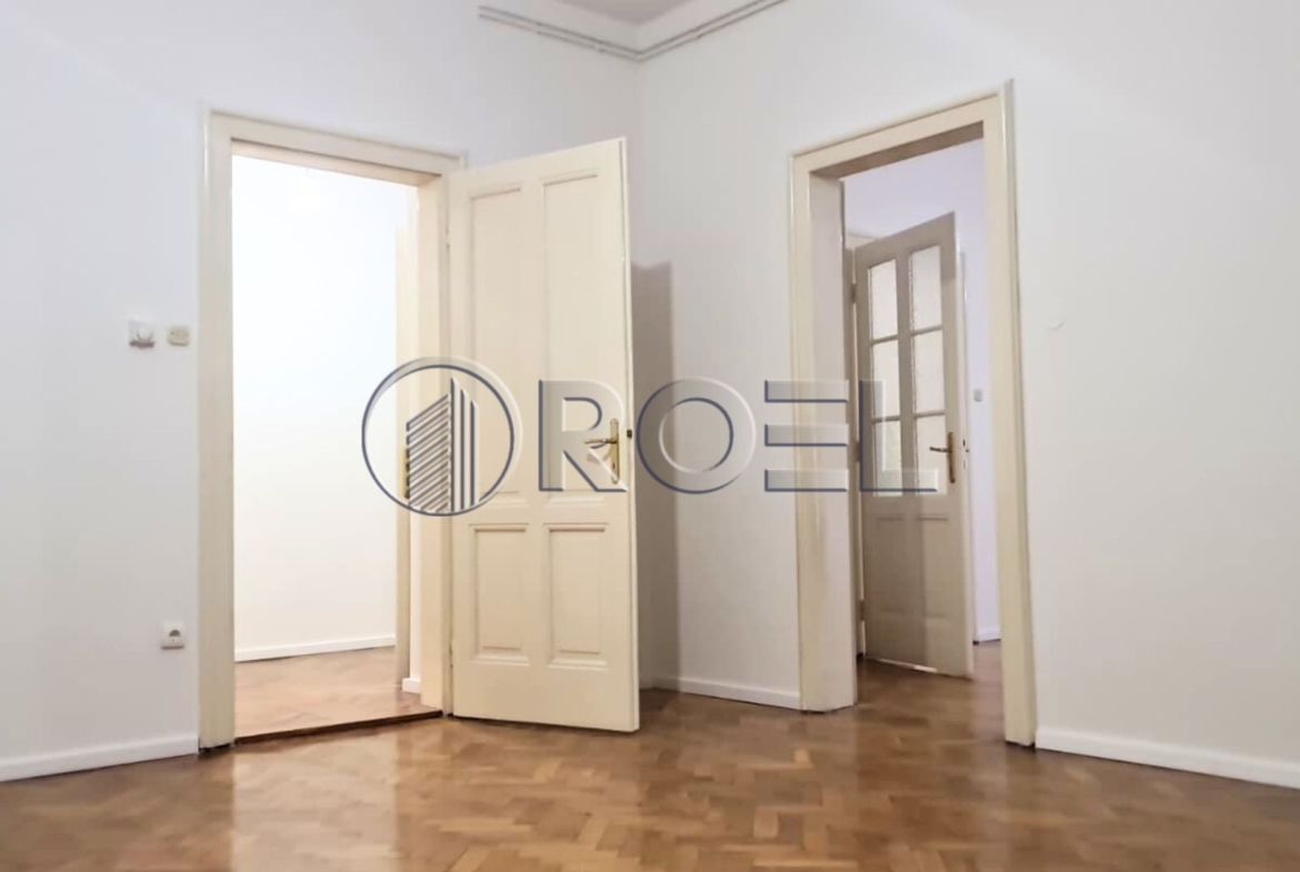 Zagreb, Medulićeva trosoban stan NKP 81 m2