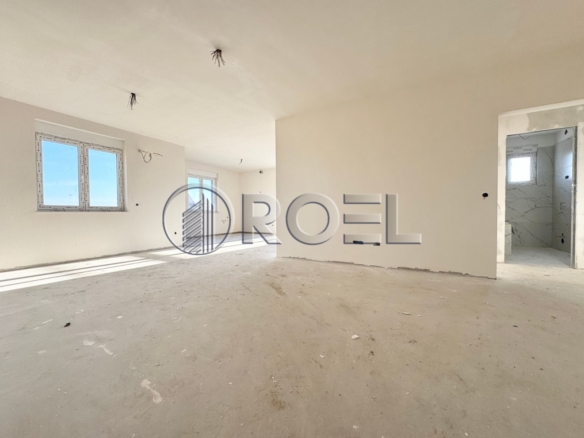 Četverosobni stan, Zagreb, Stupnički Obrež, NKP 124 m2