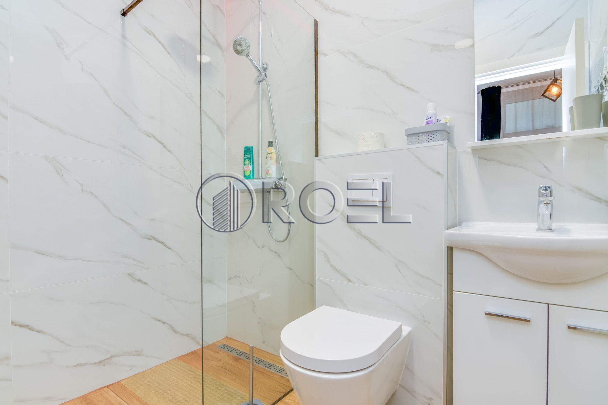 1177_11_1764170468 Prodaja, Kuća s dva apartmana, Zagreb, Donji grad 73m2 / dvorište 165m2