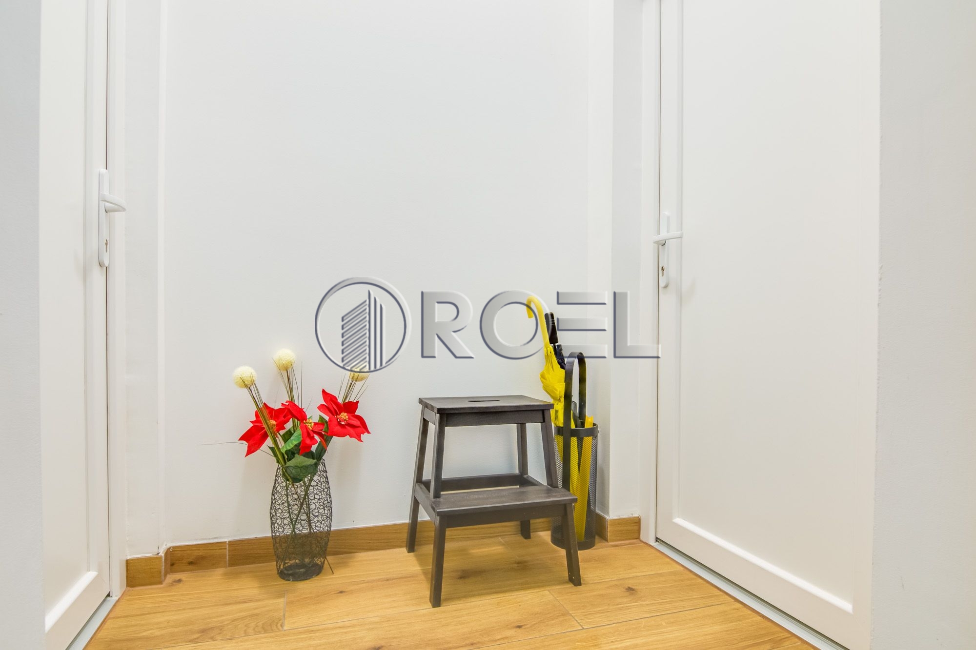 1177_18_1764170471 Prodaja, Kuća s dva apartmana, Zagreb, Donji grad 73m2 / dvorište 165m2