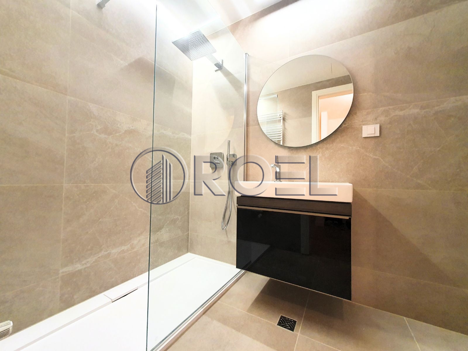 1194_2_1765493663 Zagreb, Kvatrić, dvosoban stan/ poslovni prostor, NKP 55 m2, GPM