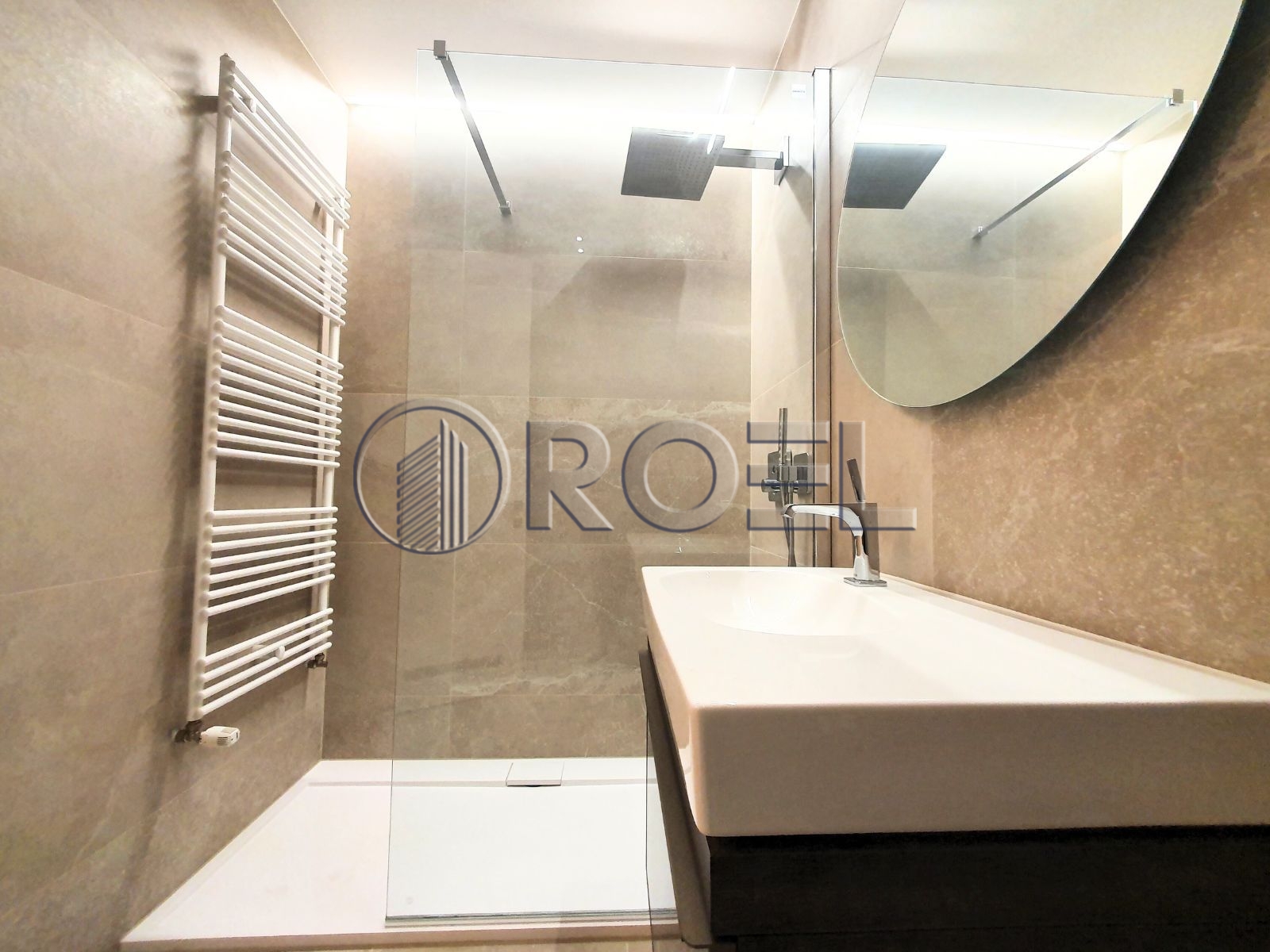 1194_3_1765837455 Zagreb, Kvatrić, dvosoban stan/ poslovni prostor, NKP 55 m2, GPM