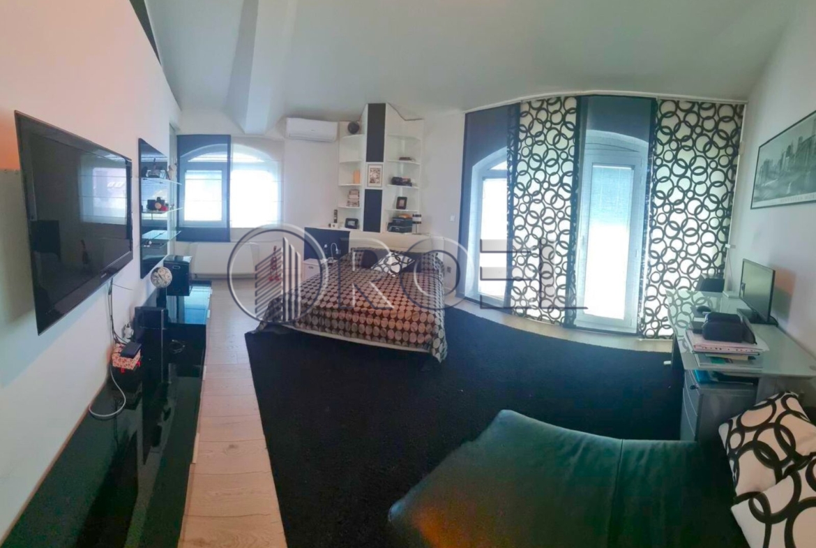 Zagreb, Remete, Obiteljska kuća za najam, 400 m² s bazenom