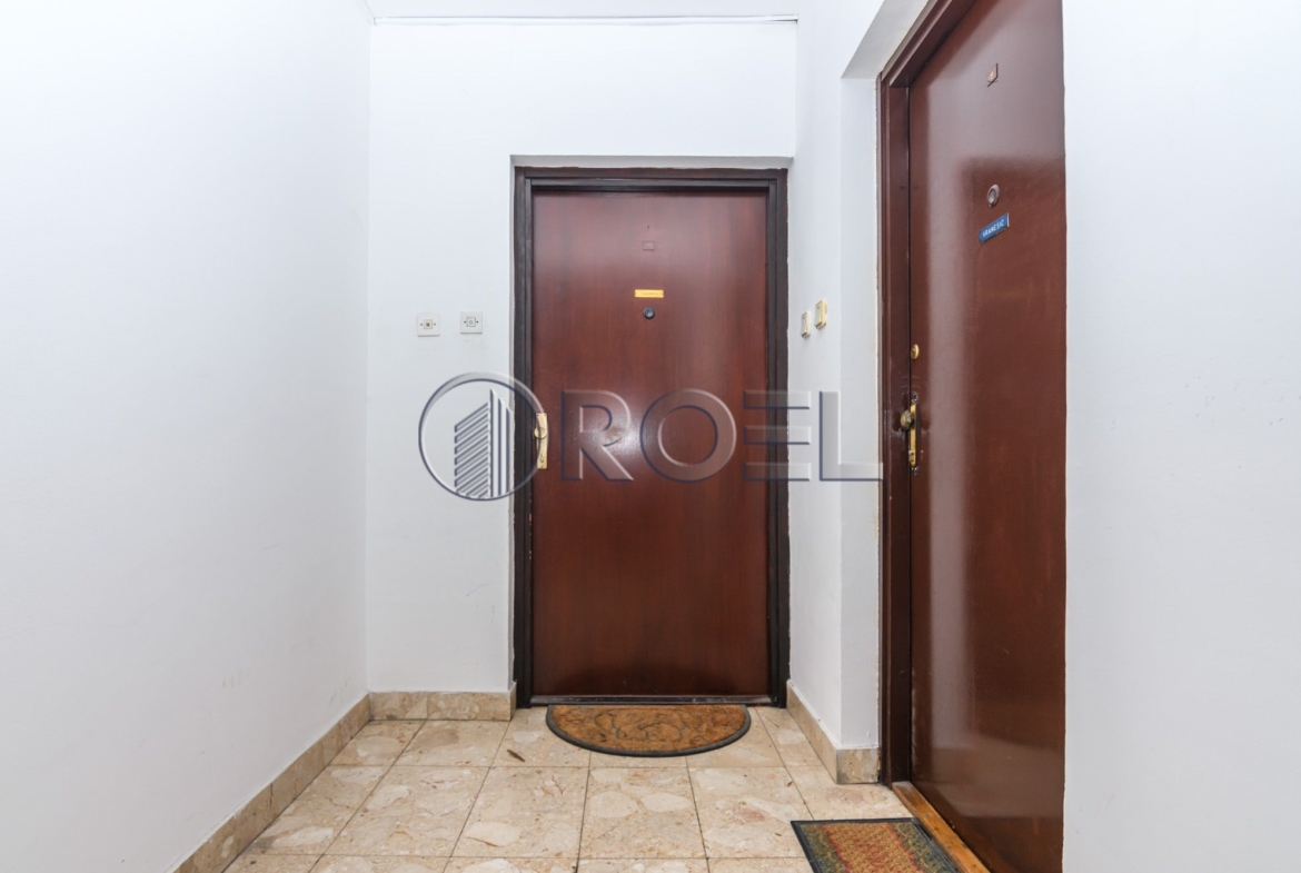 Zagreb, Ivana Kukuljevica Square, three room apartment 80m2, sale