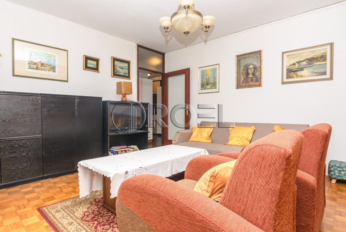 Zagreb, Ivana Kukuljevica Square, three room apartment 80m2, sale