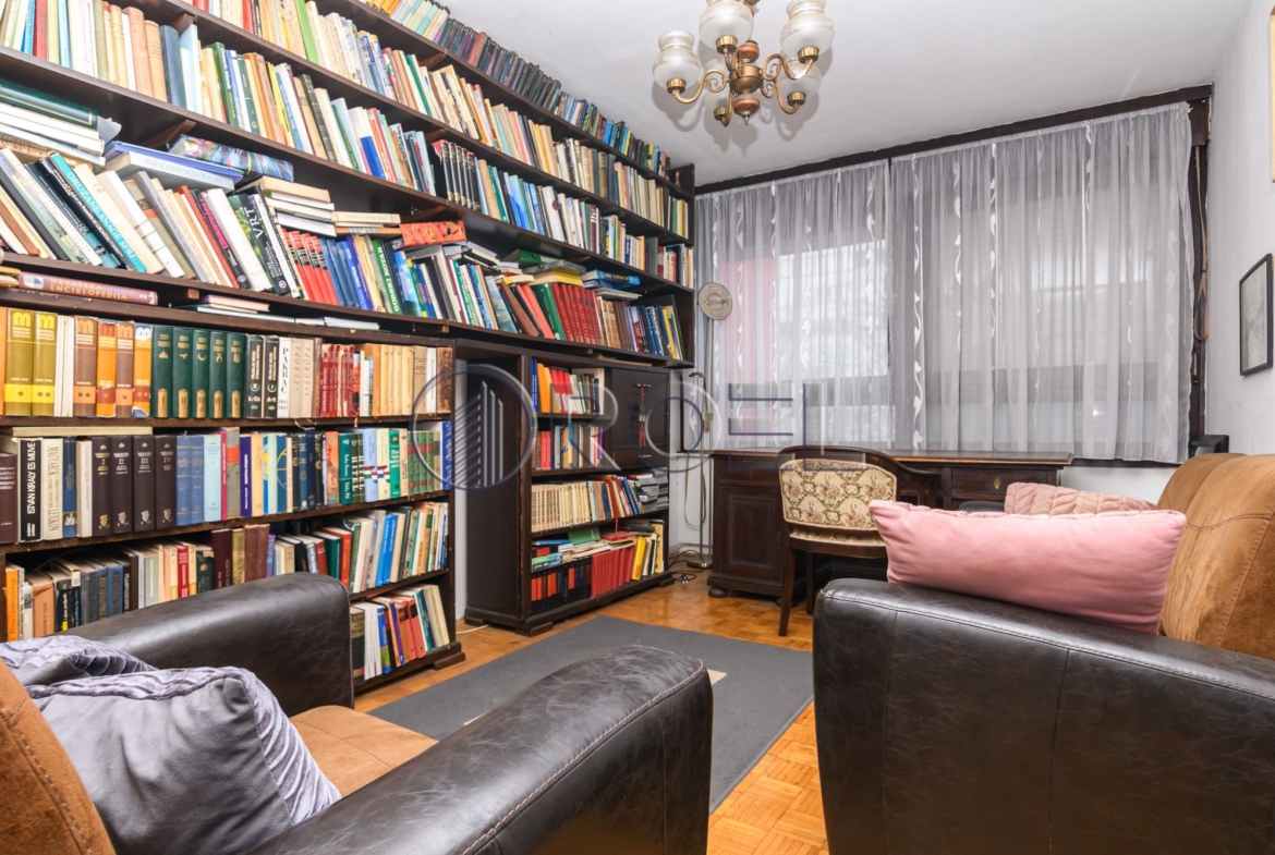 Zagreb, Ivana Kukuljevica Square, three room apartment 80m2, sale