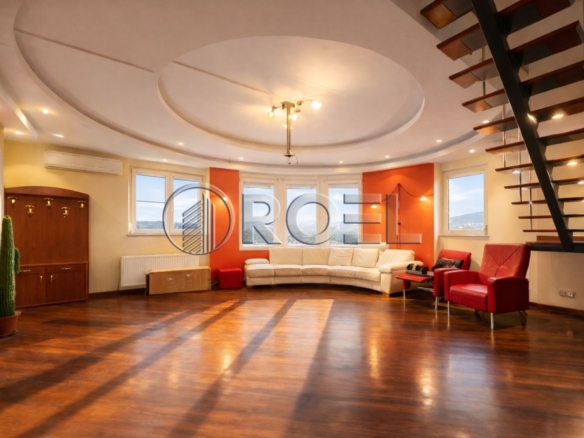 Četverosobni dvoetažni stan, Zagreb, Trešnjevka, NKP 165 m2