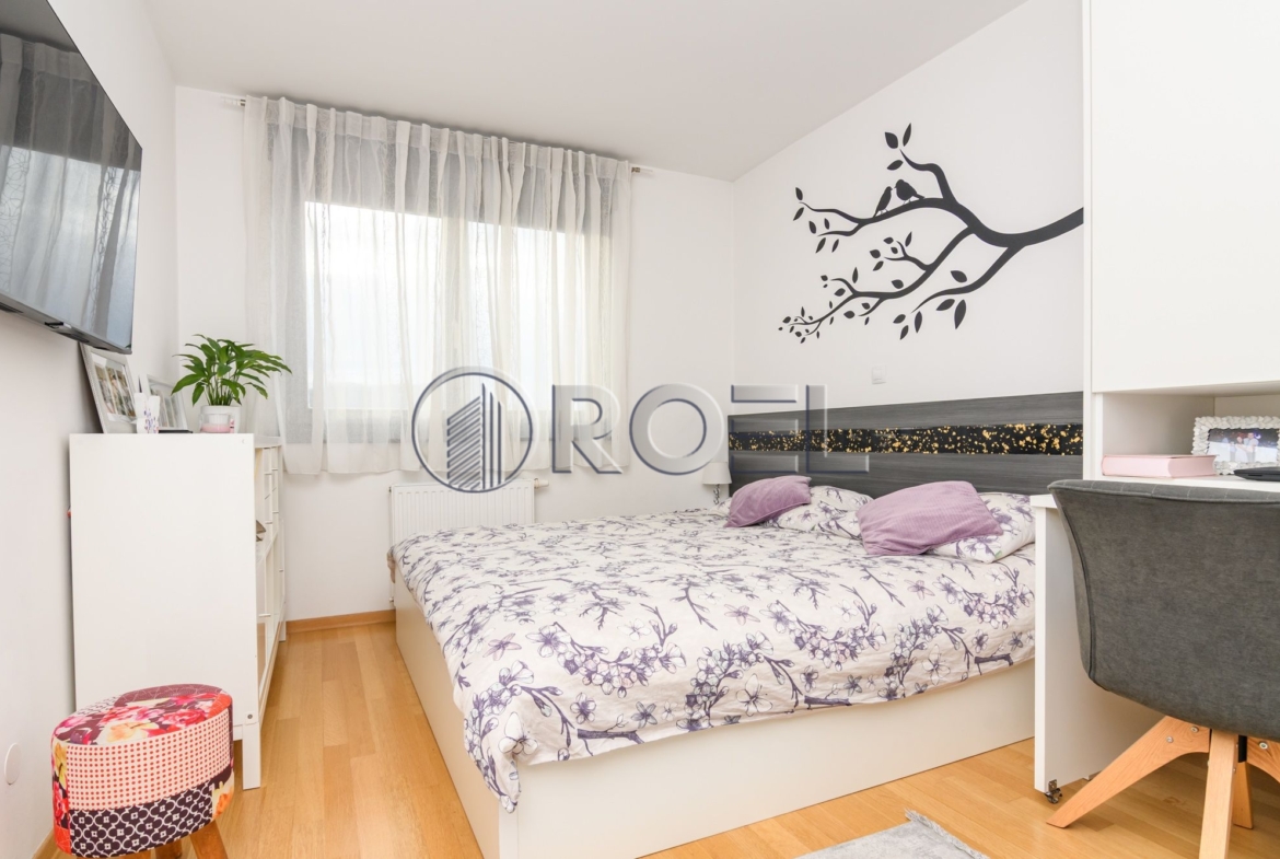 Zagreb, Donji grad, five-room apartment, for sale, 152.82 m2