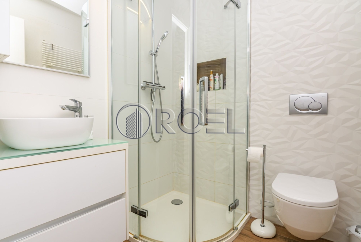 Zagreb, Donji grad, five-room apartment, for sale, 152.82 m2