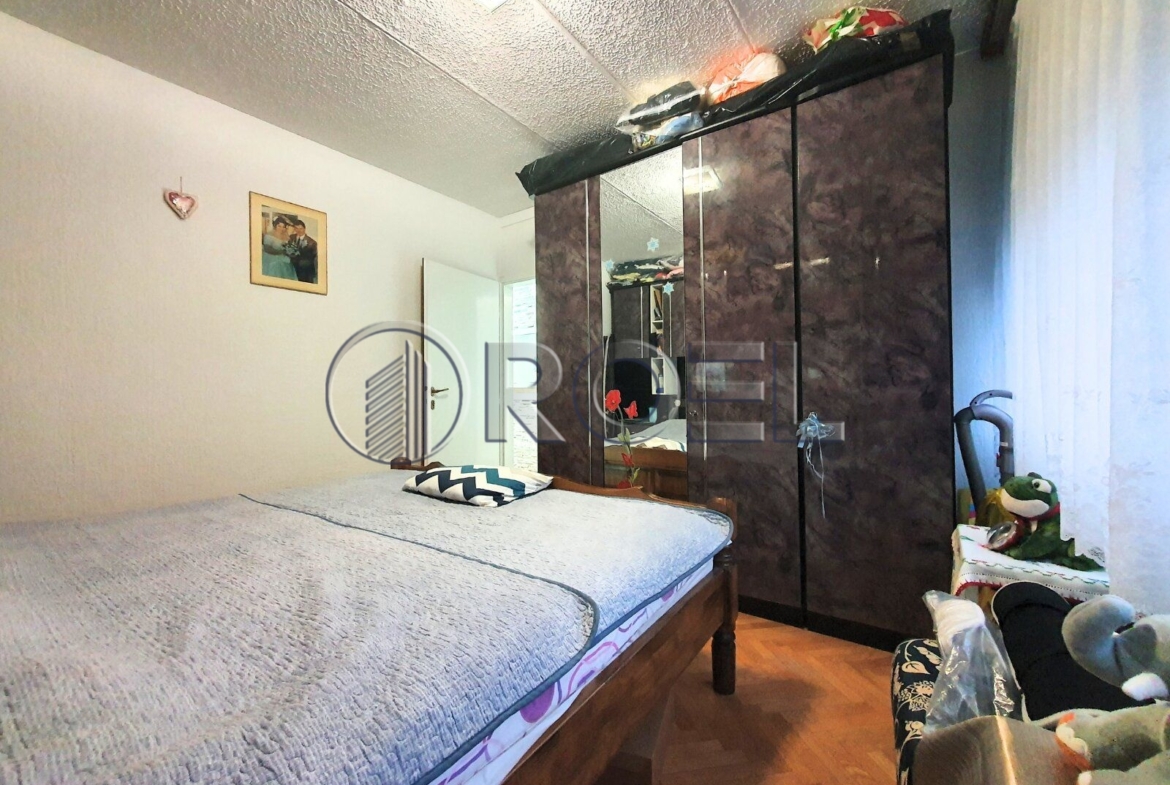 Stan u zgradi, 56, Novi Zagreb – istok, Zagreb