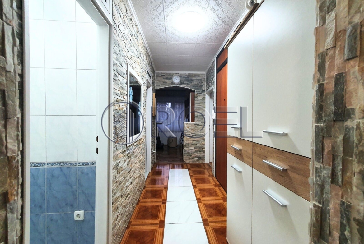 Stan u zgradi, 56, Novi Zagreb – istok, Zagreb