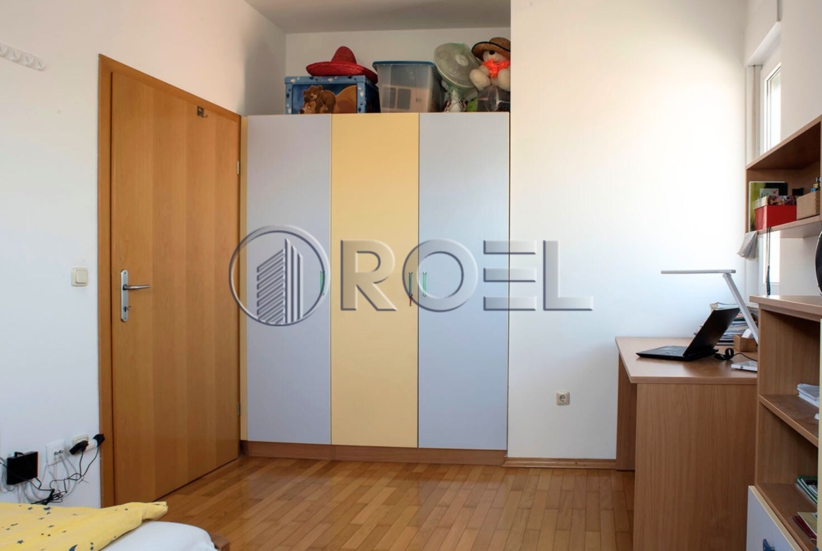 Zagreb, Trešnjevka, six-bedroom duplex apartment, 162.18 m2