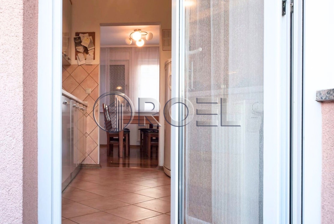 Zagreb, Trešnjevka, six-bedroom duplex apartment, 162.18 m2