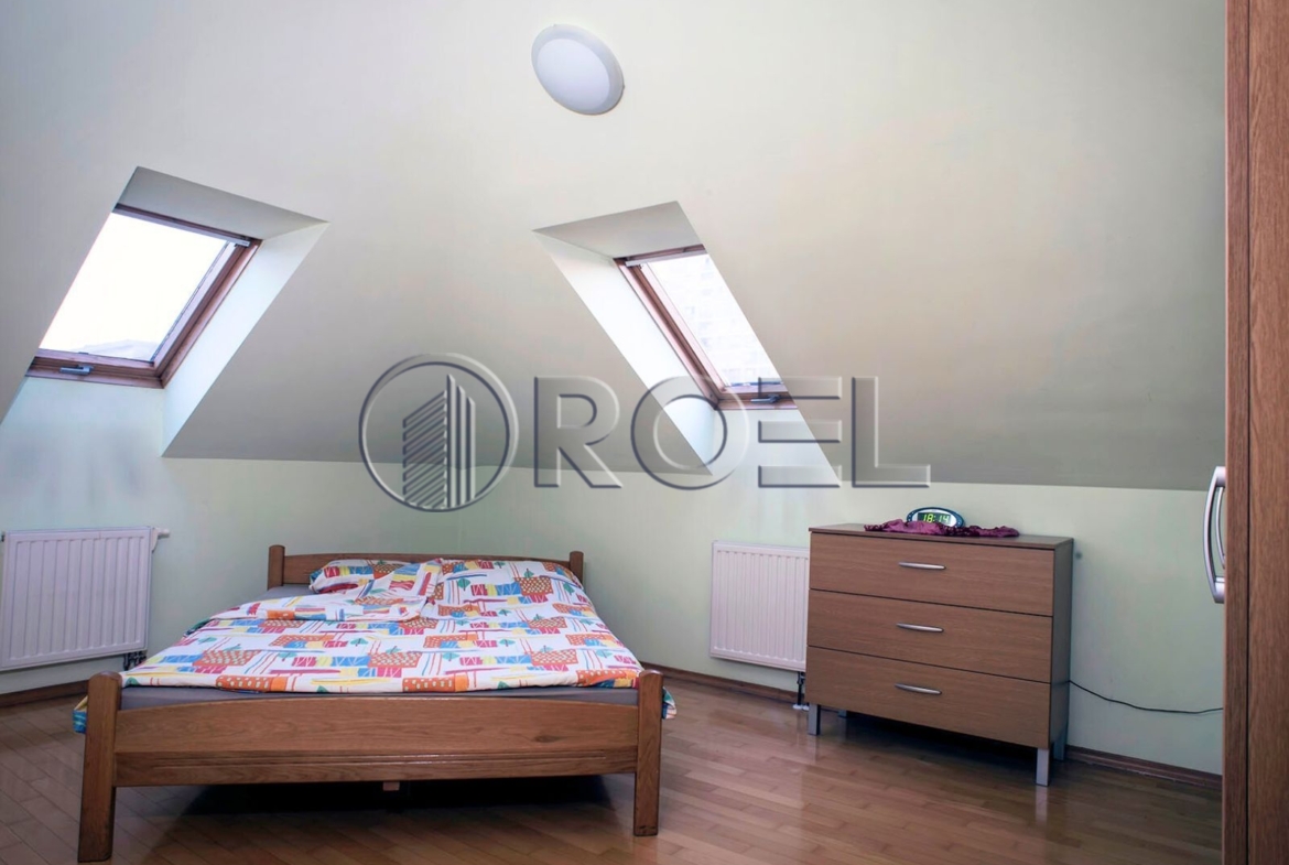 Zagreb, Trešnjevka, six-bedroom duplex apartment, 162.18 m2