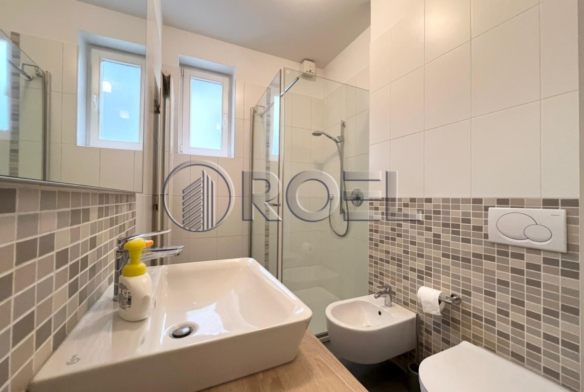 Četverosobni stan, Zagreb, Srebrnjak, NKP 171 m2 + 2 VPM