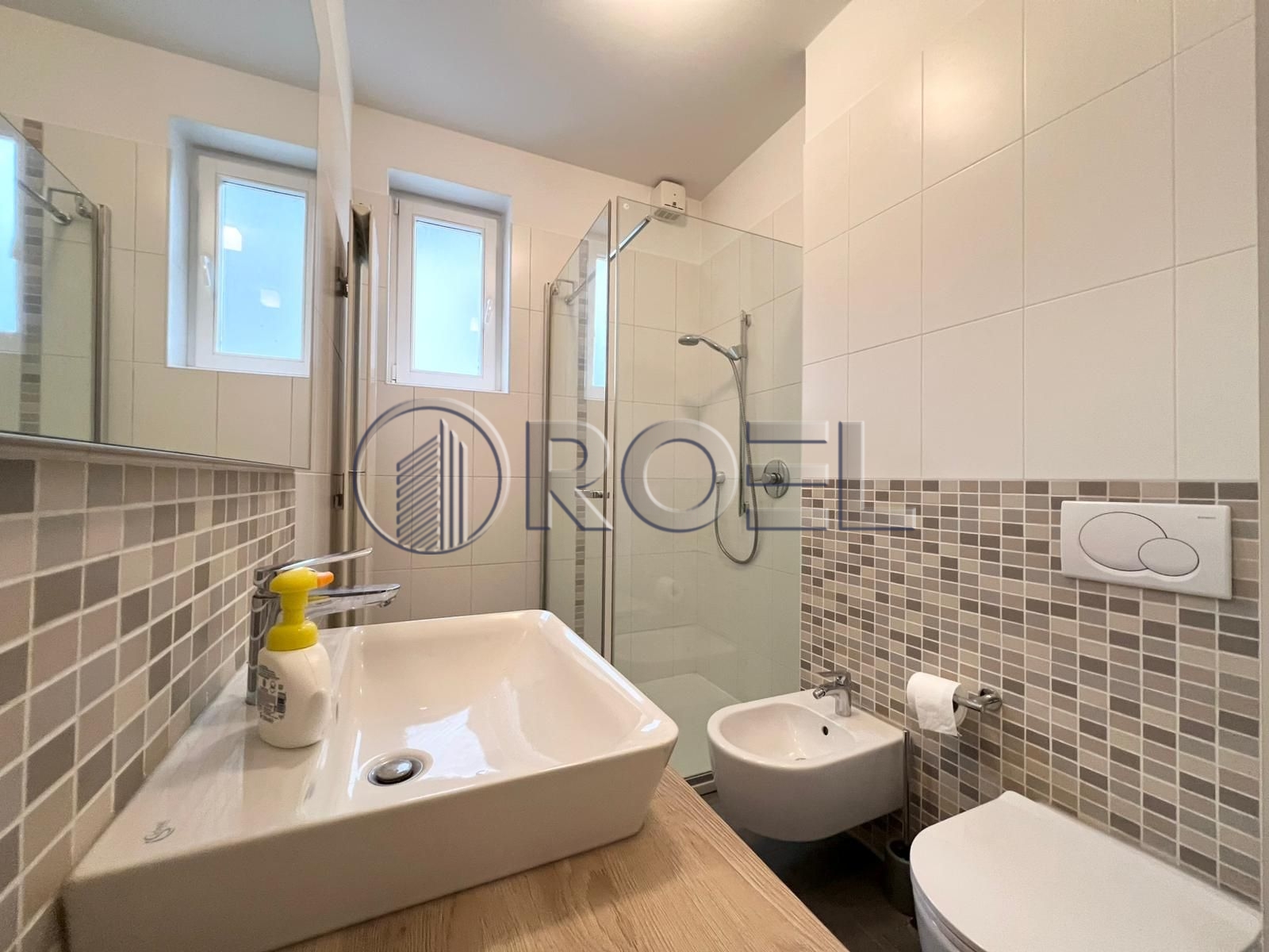 1324_16_1770845376 Četverosobni stan, Zagreb, Srebrnjak, NKP 171 m2 + 2 VPM
