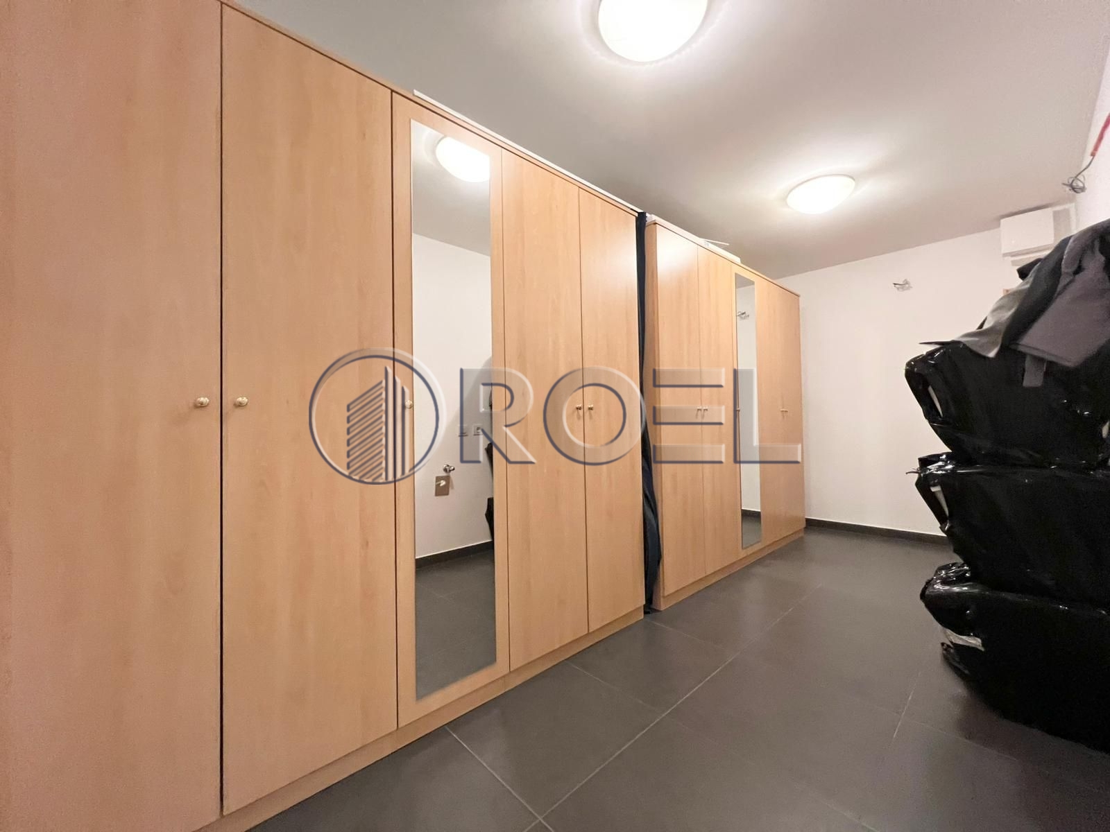 1324_17_1770845376 Četverosobni stan, Zagreb, Srebrnjak, NKP 171 m2 + 2 VPM