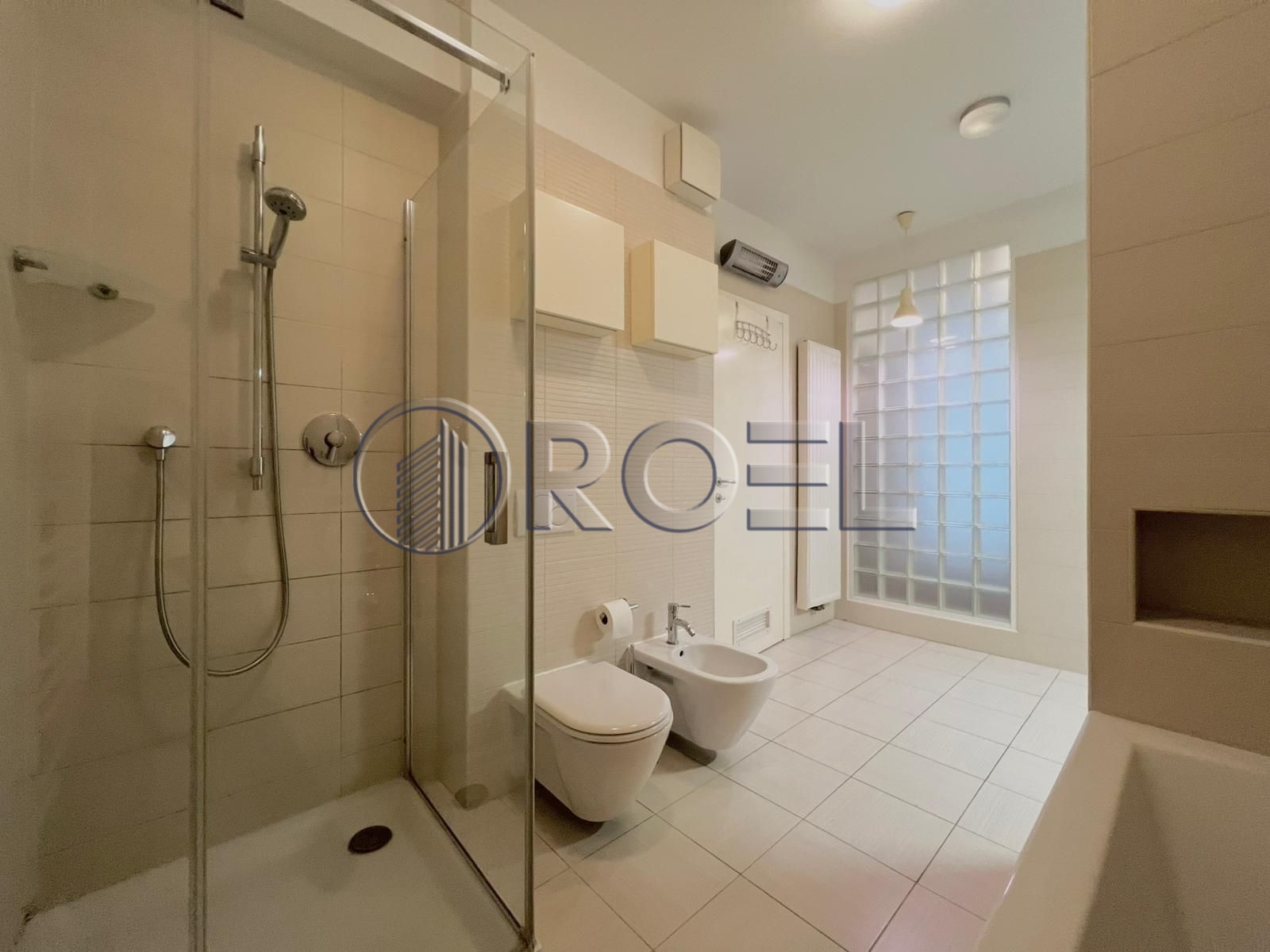 1324_18_1770845376 Četverosobni stan, Zagreb, Srebrnjak, NKP 171 m2 + 2 VPM