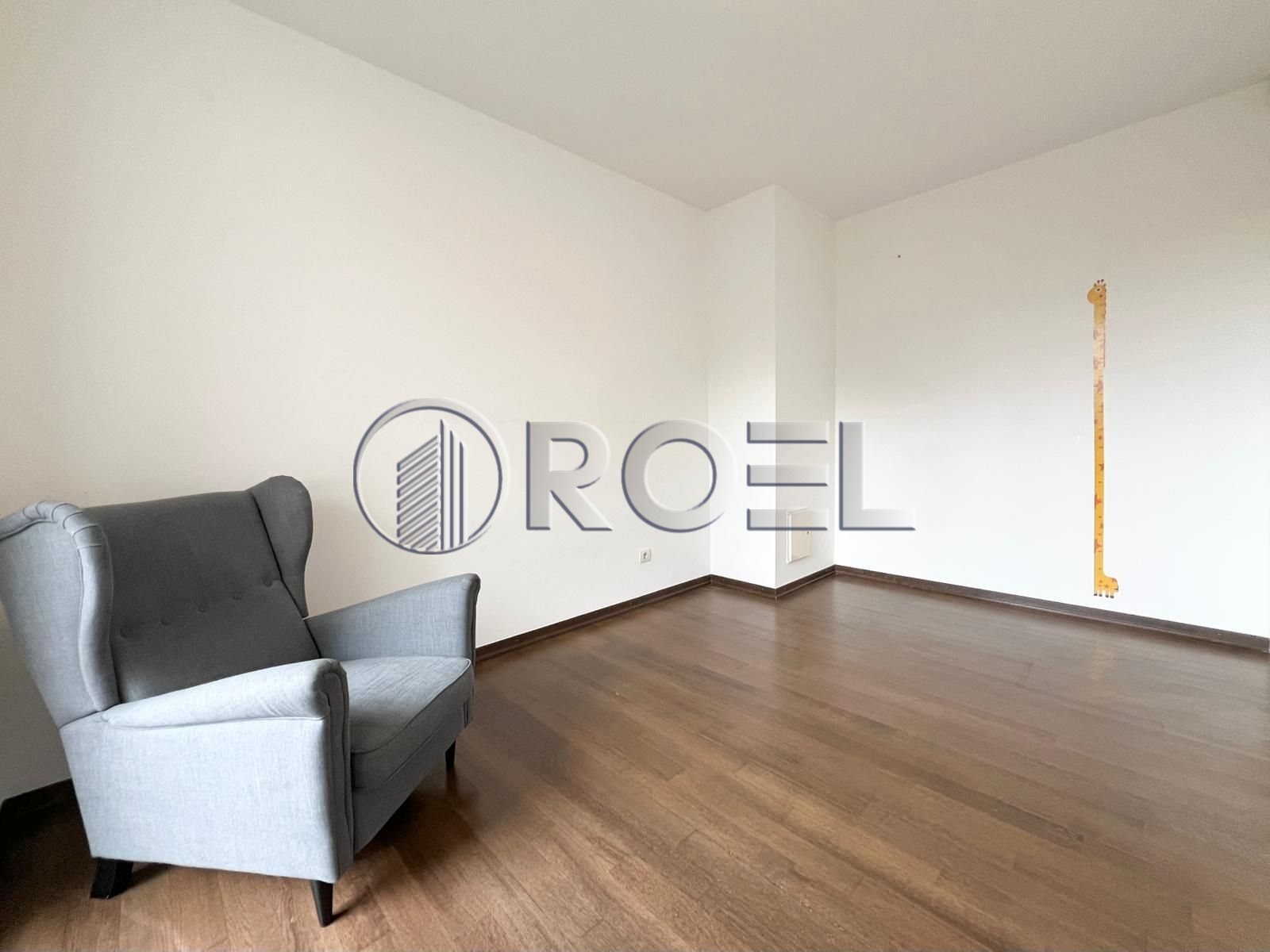 1324_21_1770845377 Četverosobni stan, Zagreb, Srebrnjak, NKP 171 m2 + 2 VPM